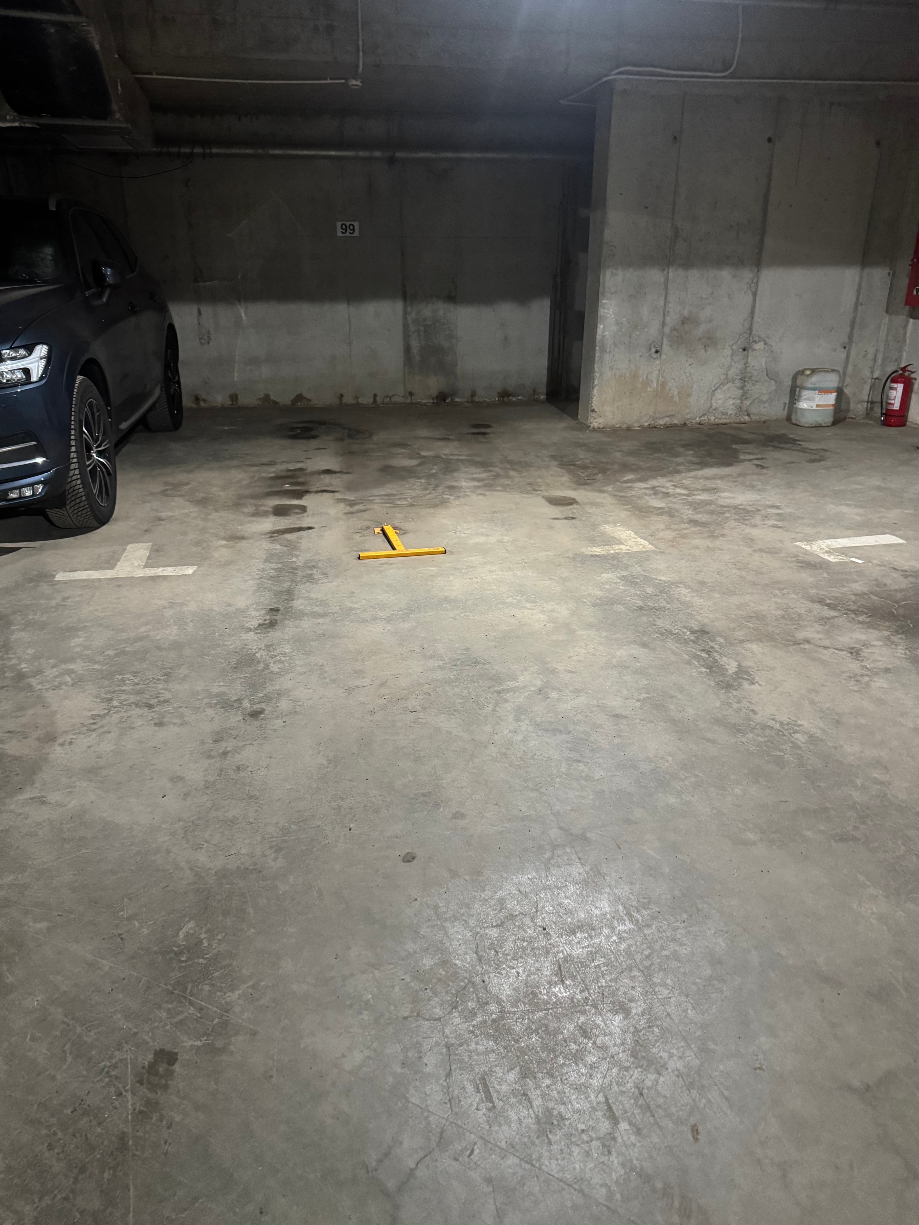 Loc de parcare de vanzare in Bucuresti, Drumul Valea Furcii, Sector 6, 12MP, Complex Grunenpark